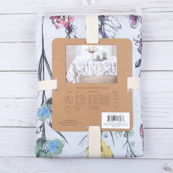 Fabric Tablecloth Lavender Floral Flowers 60x102 Fleurette - Picture 3 of 3